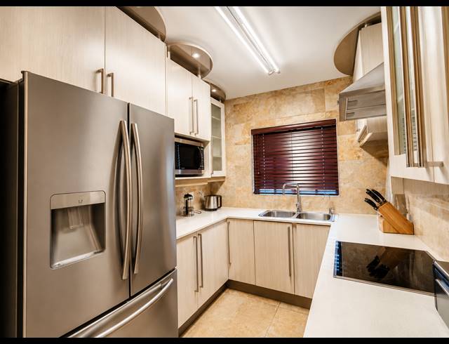 4 BEDROOM TOWNHOUSE FOR SALE IN THREE RIVERS PROPER